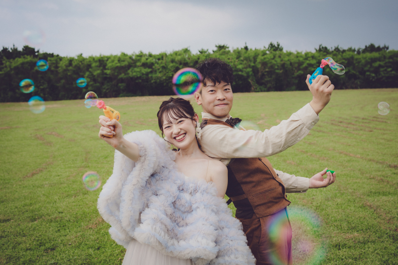 【ロケプランC 早割】9月以降撮影のお客様!洋装2着&ロケ2カ所!白ドレスもカラードレスも着たい方!|ヘアチェンジ込みで安心!