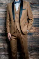 ダークブラウン