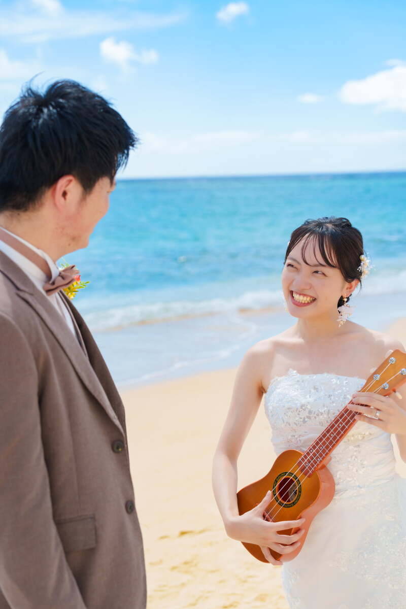 ウクレレで弾ける笑顔♪