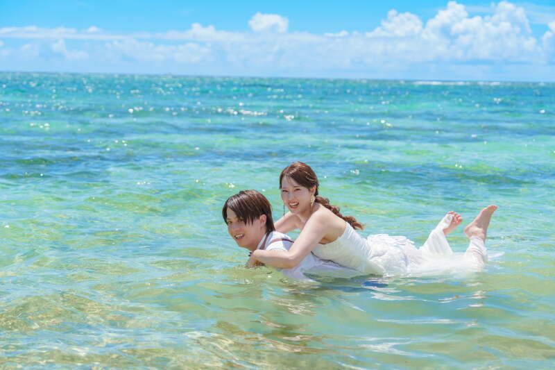 水の中でもおんぶ！！