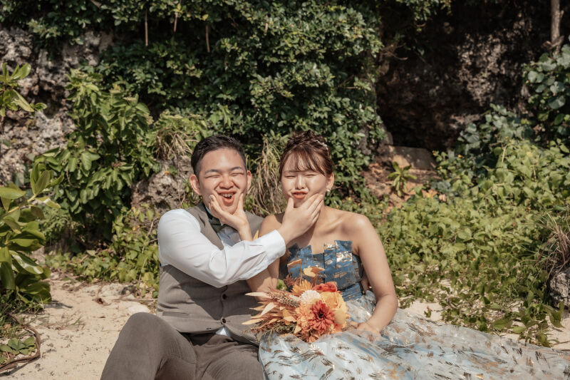 カメラに向かって