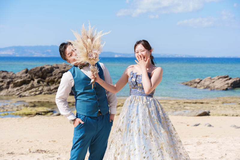 顔隠しのつもりが・・・