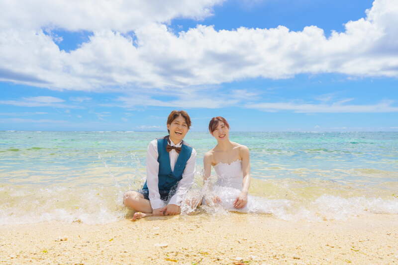 水に浸かって休憩〜笑