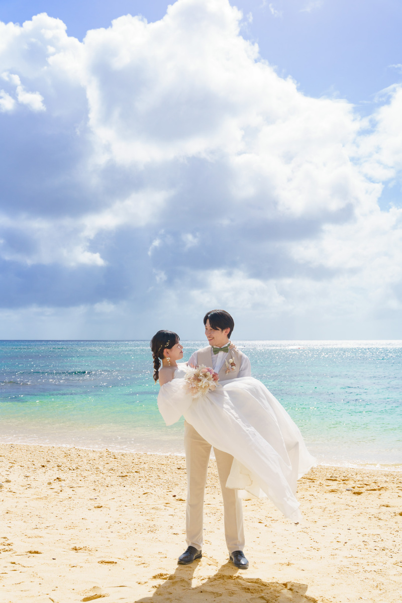 ふわりと抱き上げたその瞬間