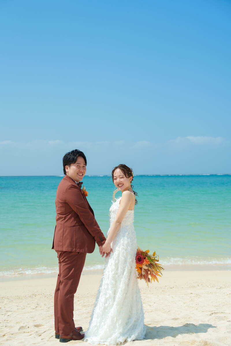 鮮やかな海で。