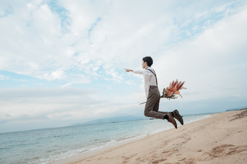 ほうきで飛んできまーす