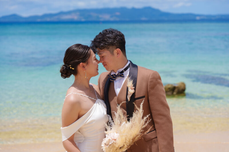 鼻と鼻をくっつけて