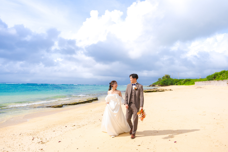 ビーチをお散歩