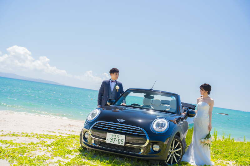 オープンカーと撮影