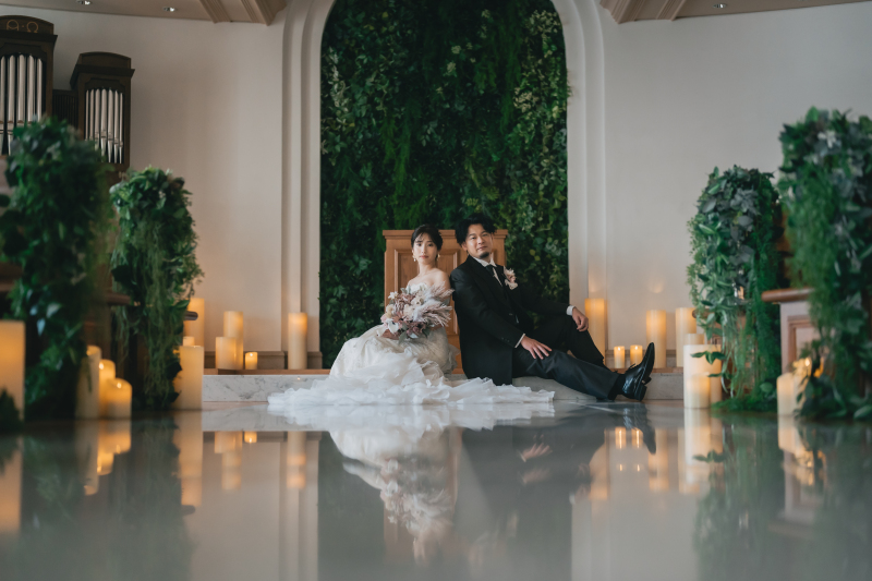 浮かび上がるキャンドルとともに…