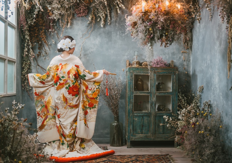 色打掛で艶やかに