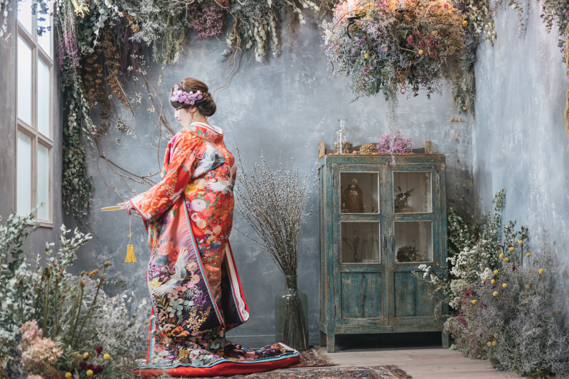 ドライフラワーのスタジオでオシャレな和装フォト