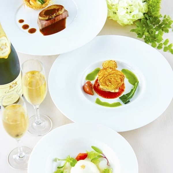 ホテルのお料理を気軽に楽しめる