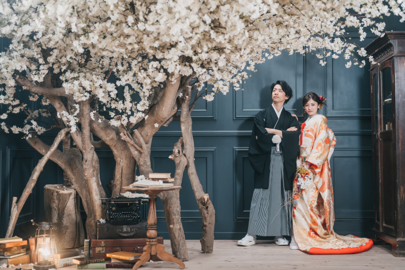 Atelier Nie by hibiyakadan_色打掛・着物が豊富