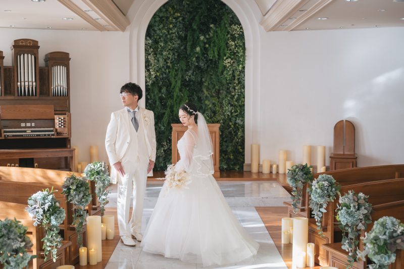 《2-5月撮影限定》【全データ込】ウェディングドレス→チャペル&カラードレス→スタジオ撮影(¥224,400→¥198,000)