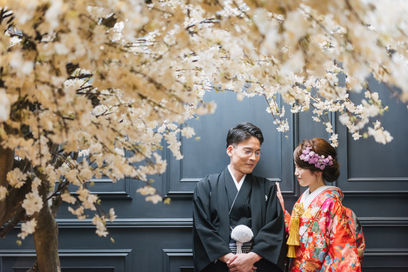 【打掛＆白無垢】和装2着を花屋の日比谷花壇デザイナーが創ったスタジオで撮影プラン