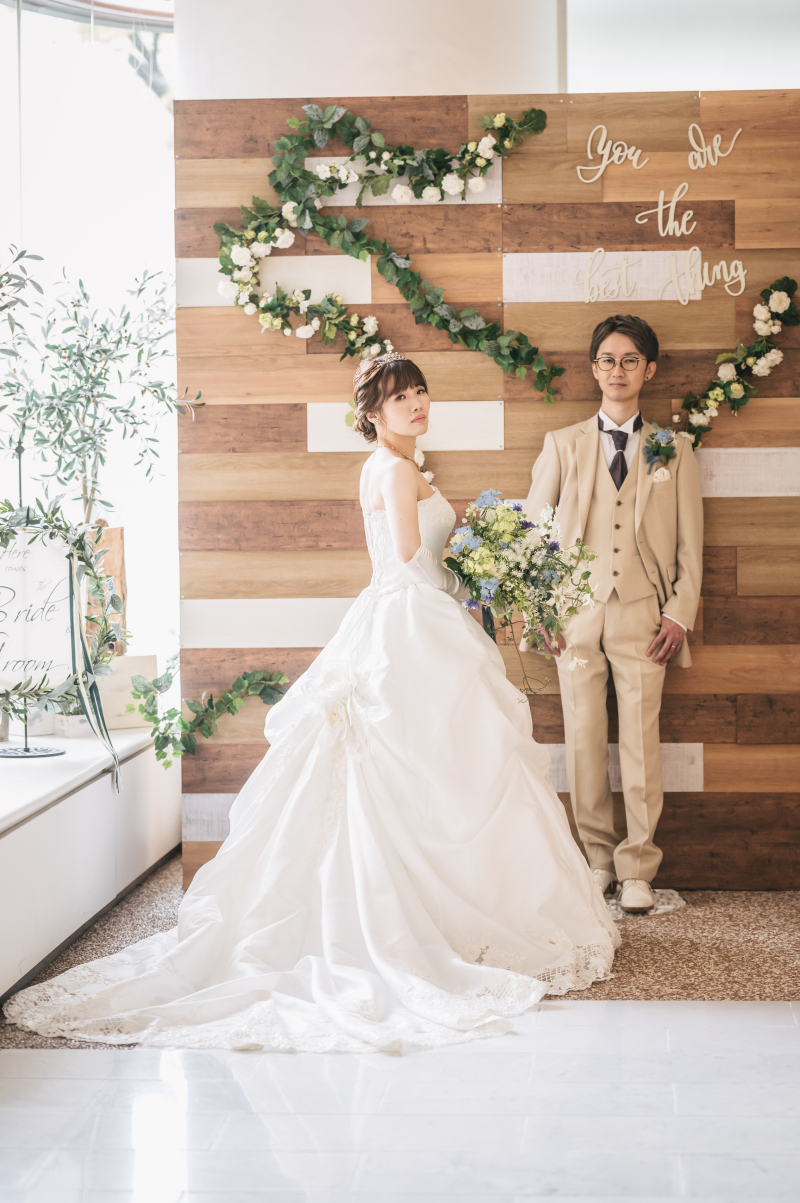 【全データ込み♪】洋装2着×チャペルフォトプラン♪ウェディングドレスもカラードレスも叶う！