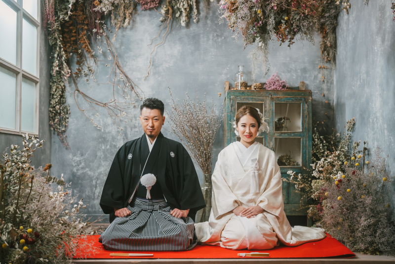 【打掛＆白無垢】和装2着を花屋の日比谷花壇デザイナーが創ったスタジオで撮影プラン