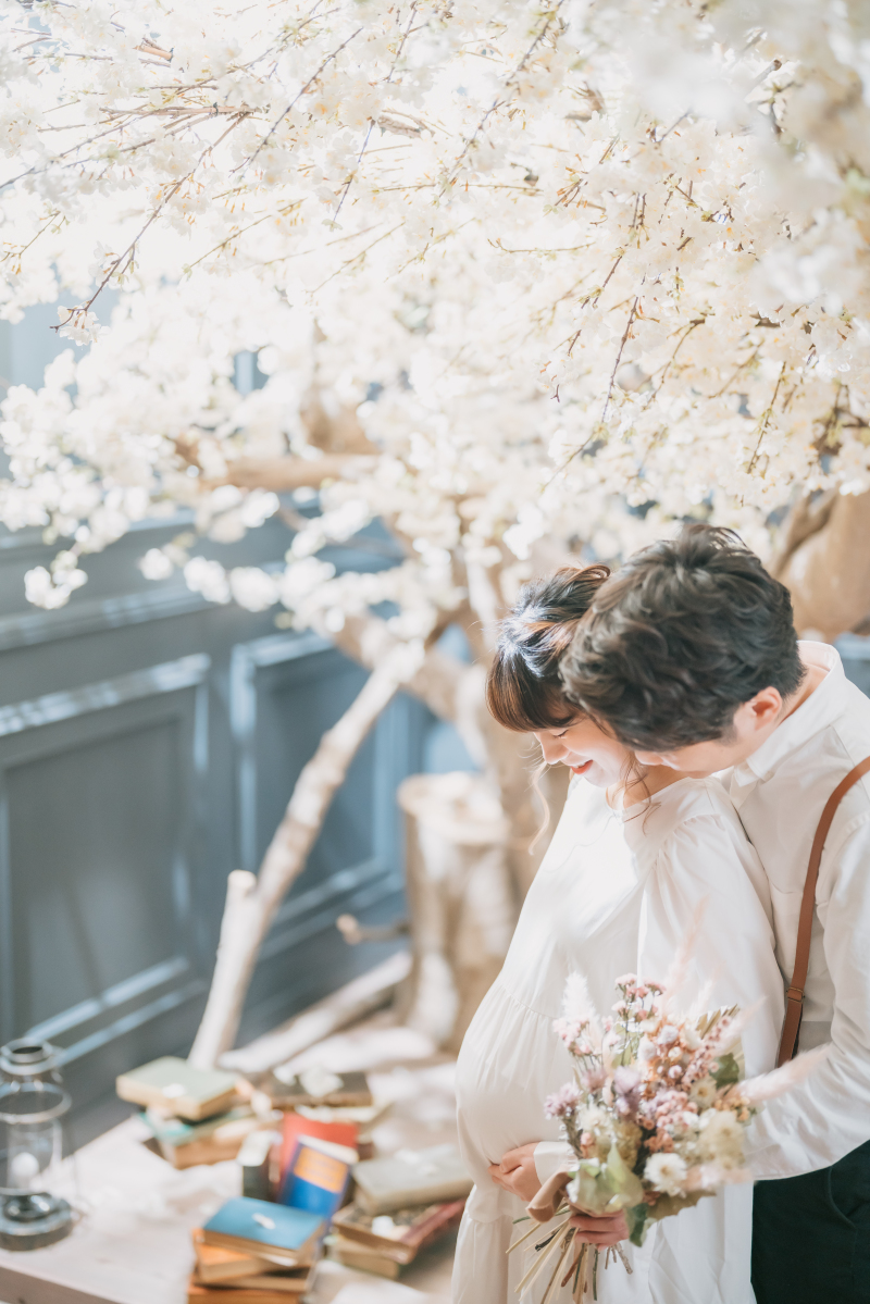 【Atelier nie マタニティフォトプラン】チャペルと2スタジオで様々なテイストの写真が残せる