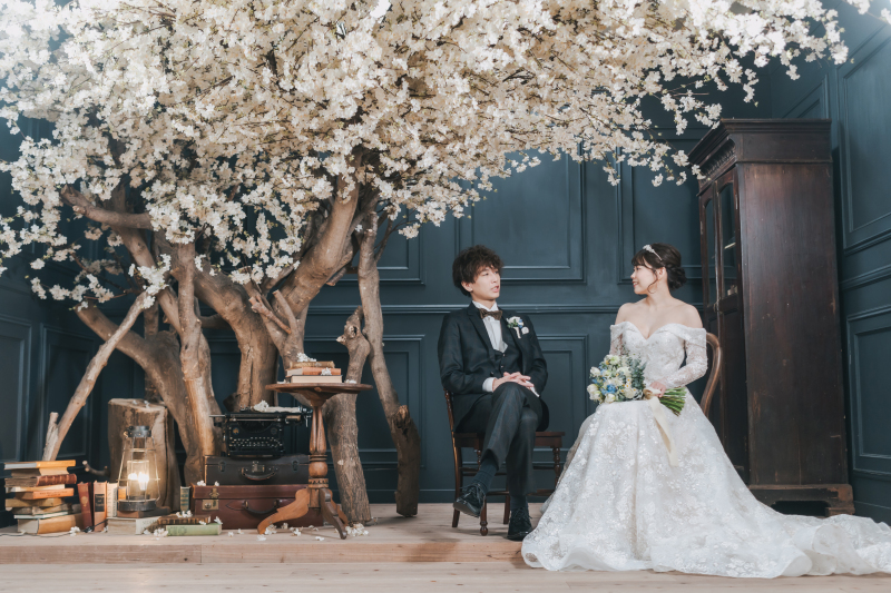 ≪全データ込み≫洋装１着！本格チャペルと花いっぱいのスタジオ写真が残せる！２時間撮影プラン