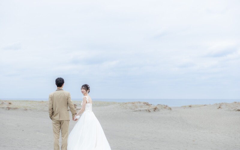 ～振り返る新婦様～