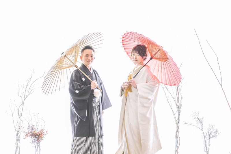 ライトルームシーンで光り輝くおふたり