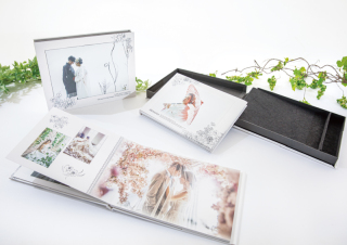 ◆ LeCote(コーテ)12ページ/17カット[内容]　本体サイズ297×210・データCD・オリジナルフォトボックス付