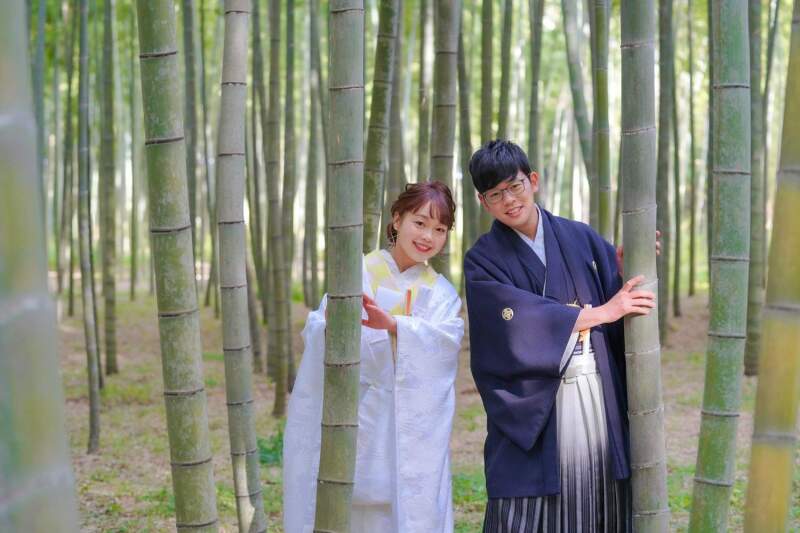 竹から顔出しショット♪