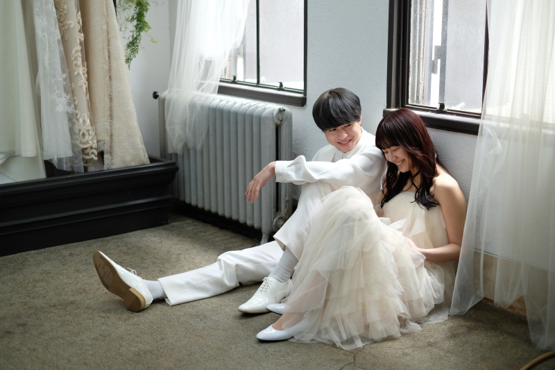 ドレスサロンでスタジオ撮影　～ここにしかないロケーション～