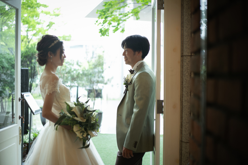 エントランスで