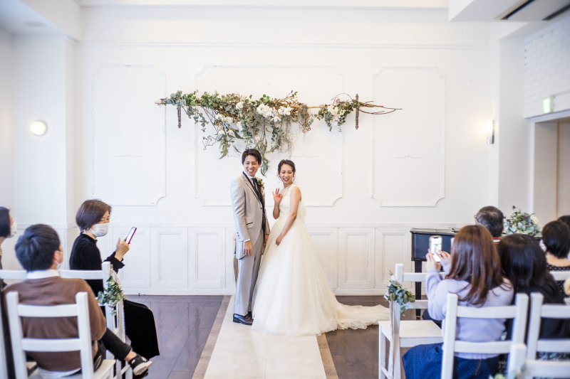 温かい祝福の拍手