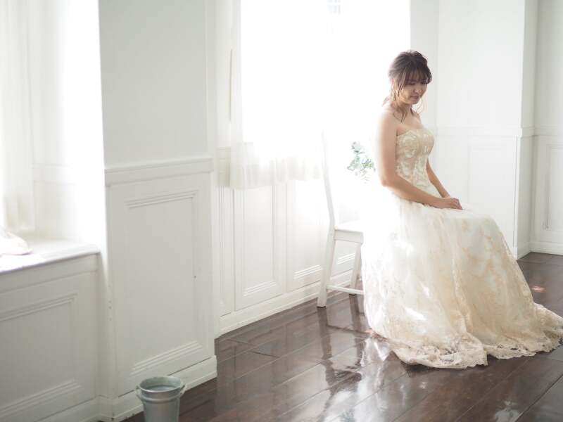 自然光溢れるチャペルで