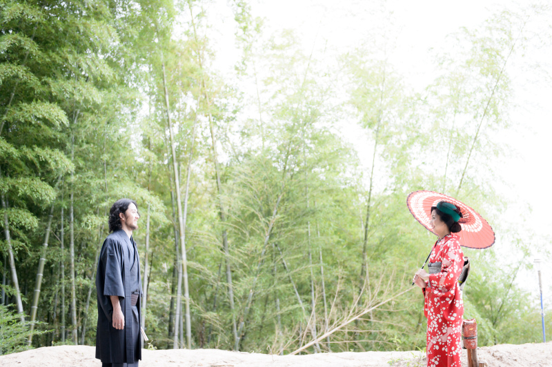 スタジオ周辺へ