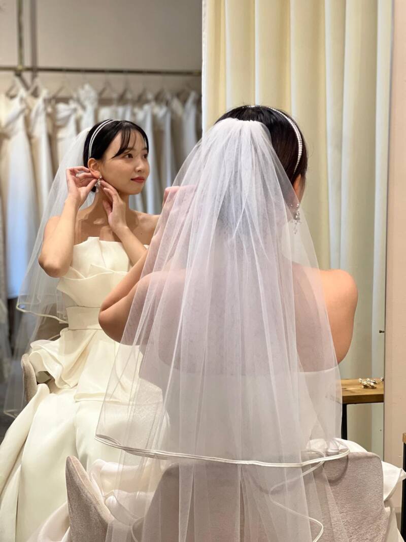 店内ドレス・アクセサリーを選び放題♪