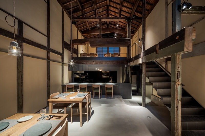 m.crea photos_会食ができる