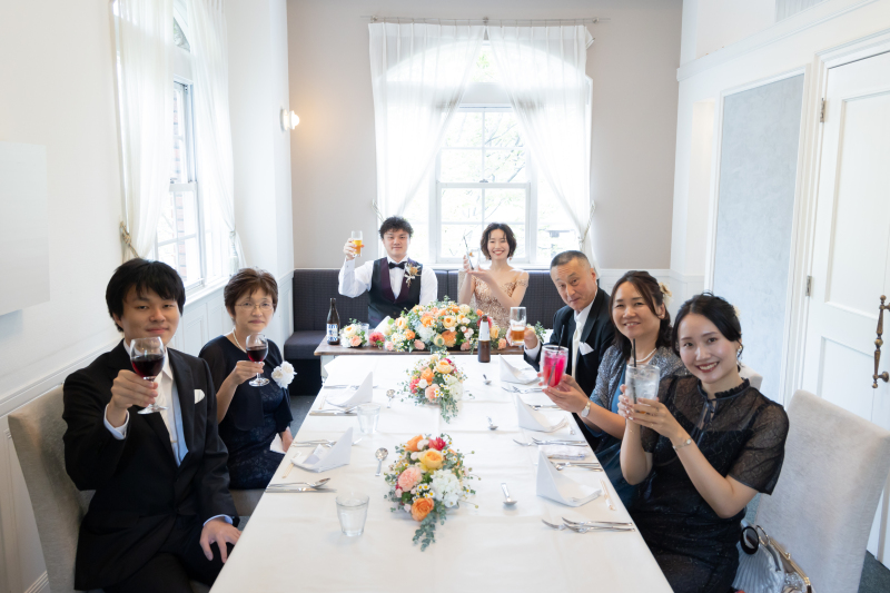 両家の顔合わせ食事会で親睦を深めて♪