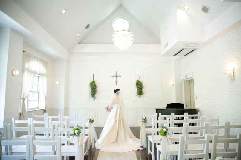 m.crea photos_チャペルで撮影できる