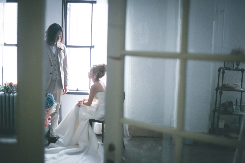 【結婚式を挙げないカップルへ♪】挙式風の撮影も、ご家族様の記念撮影も叶うウエディングフォトセレモニー(選べるプチギフト付)