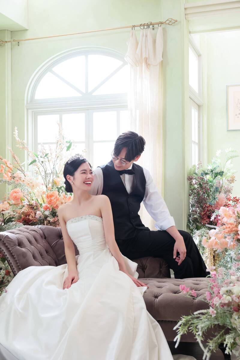 はじける笑顔と幸せな空気感 