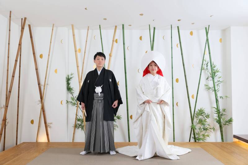 竹と月が彩る、スタイリッシュな和