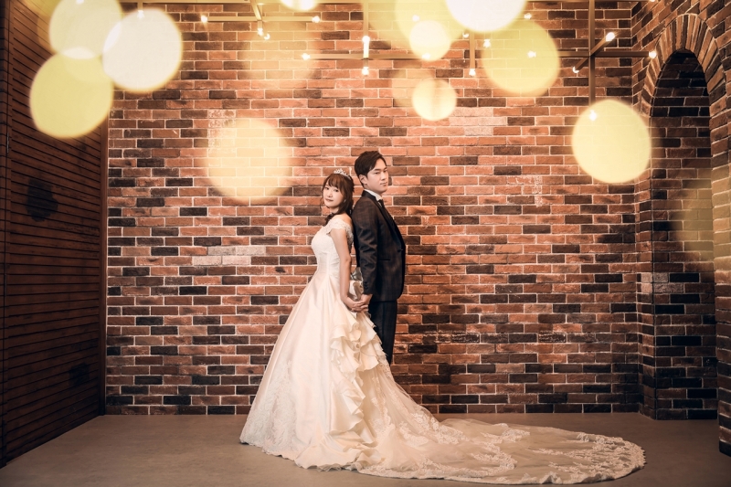 ランプが輝く中でクールな1枚も