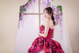 ウェディングフォトだから着たい！キュートなドレスで