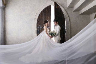 風にベールをなびかせて♪