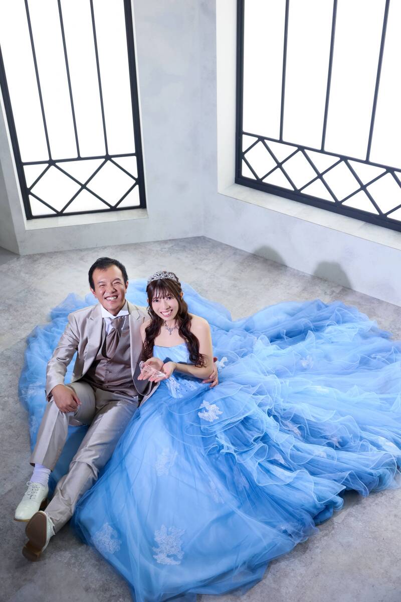 【幸せを形に】光溢れるチャペルと色彩豊かなドレスで綴るフォトウエディング