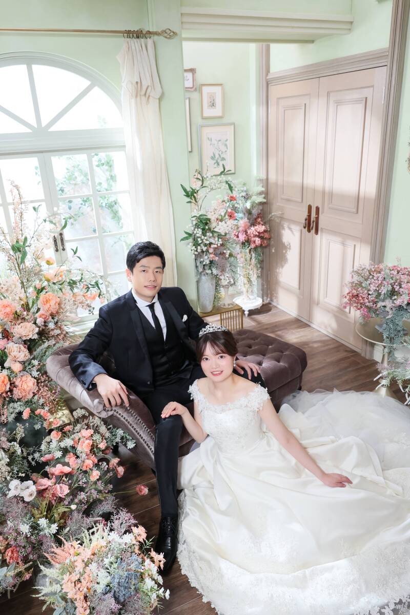 柔らかな光が降り注ぐナチュラルな表情