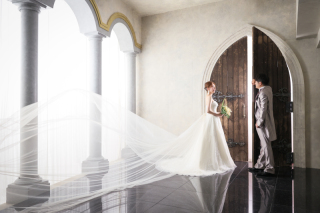 シックな雰囲気と優しい笑顔で