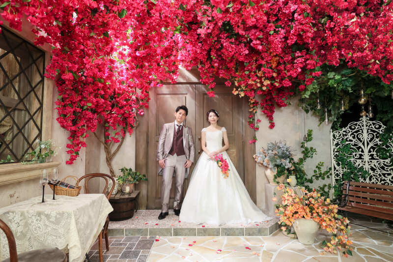 自然光とブーゲンビリアが生み出す幻想的な一枚