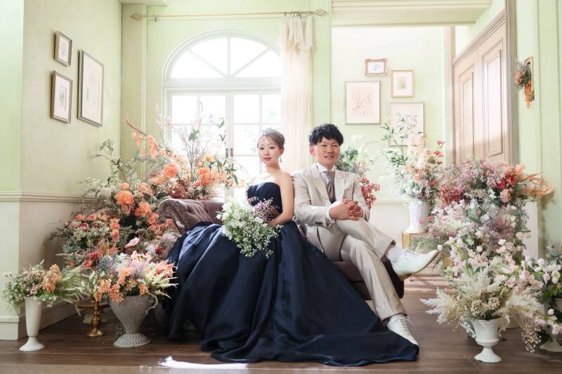 柔らかな光の中で、お二人らしく