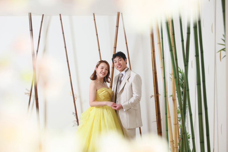 自然体で笑い合う見る人の心も温かく