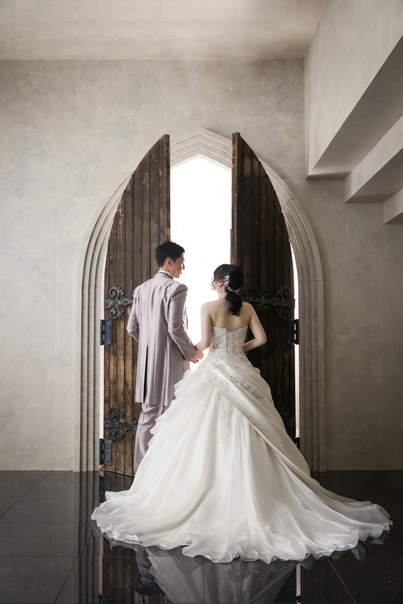 優しくエスコート